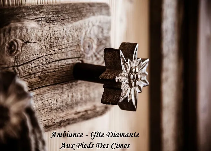 Апартаменты Aux Pieds Des Cimes *