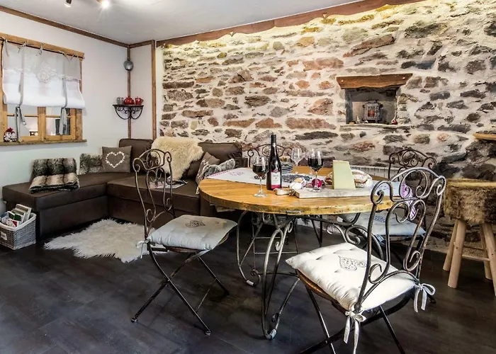 Aux Pieds Des Cimes Apartmán